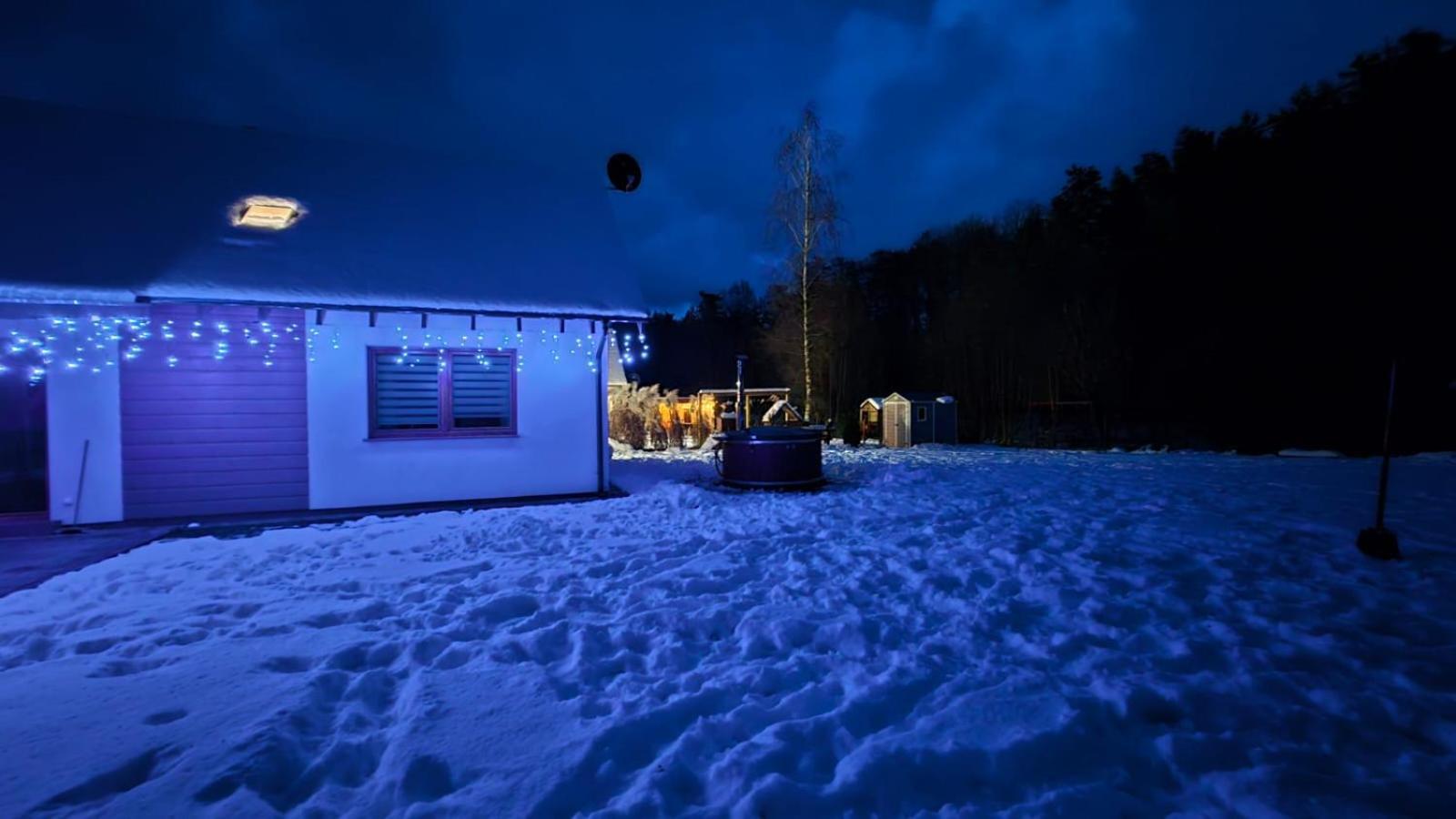 Domek Lipowy Balia-Jacuzzi Sasino Eksteriør billede